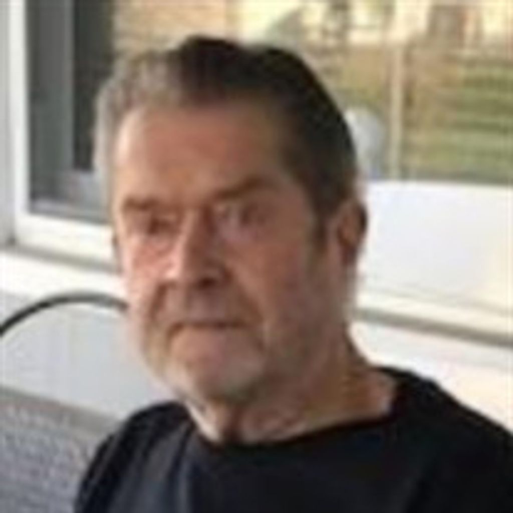 Robert E Hauser