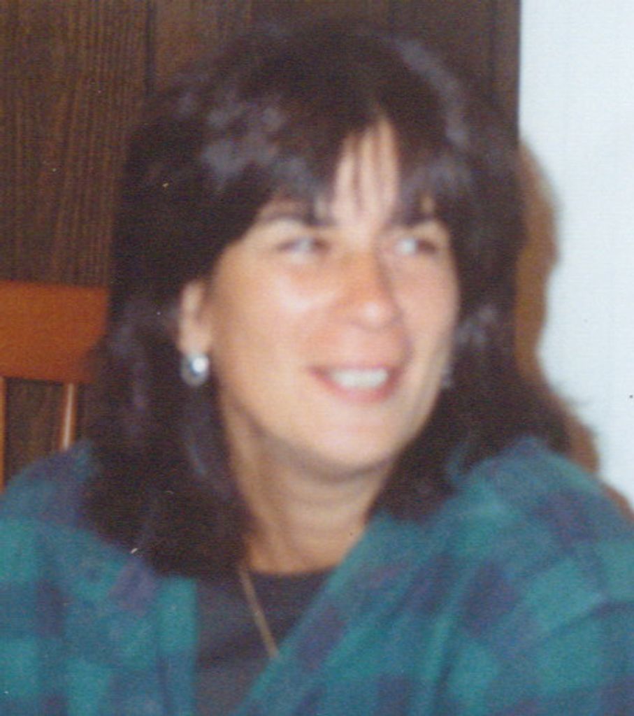 Noella E. (Greene)  Peters