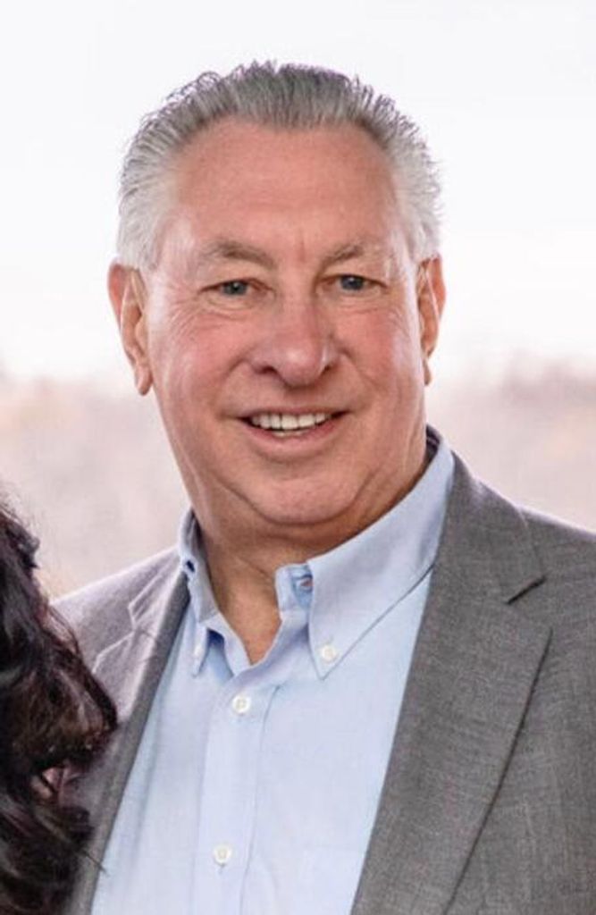 Dennis W. Mcnulty Profile Photo