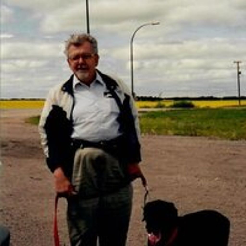 Robert William "Bob" Hicks