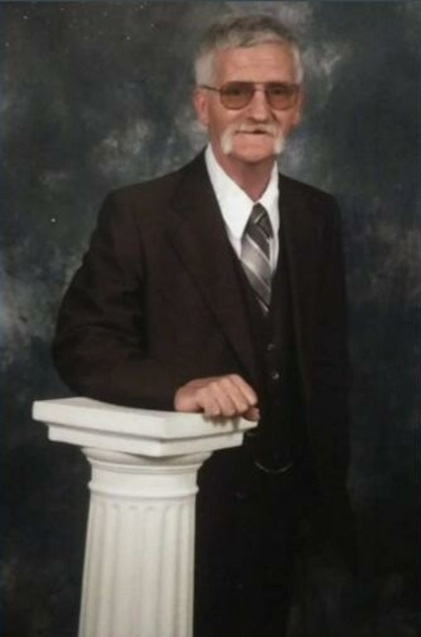 Darwin Lee Wilding photo gallery image 1 of 46