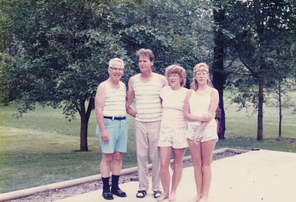 Joseph "Ron" Ronald Markovich