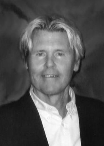 Daniel Stephens Profile Photo