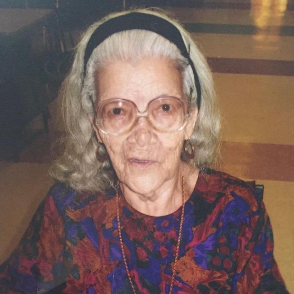 Genoveva Altamirano