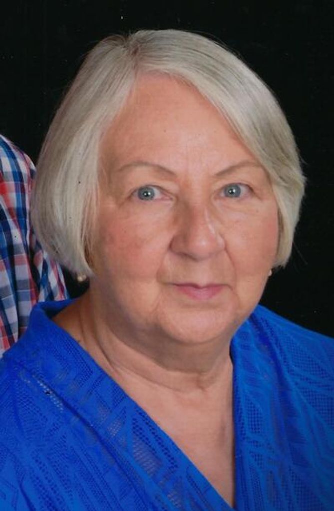 Geraldine Clayton Profile Photo