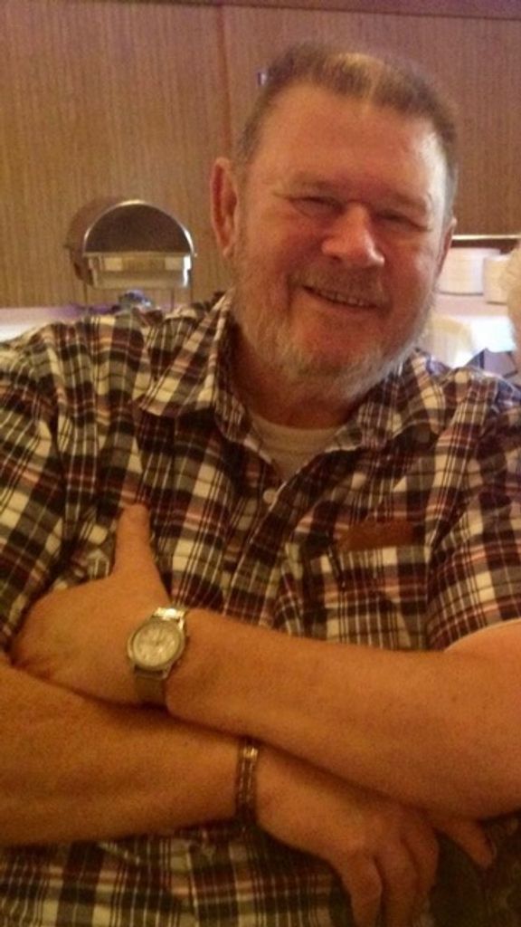 Charles Holen Profile Photo