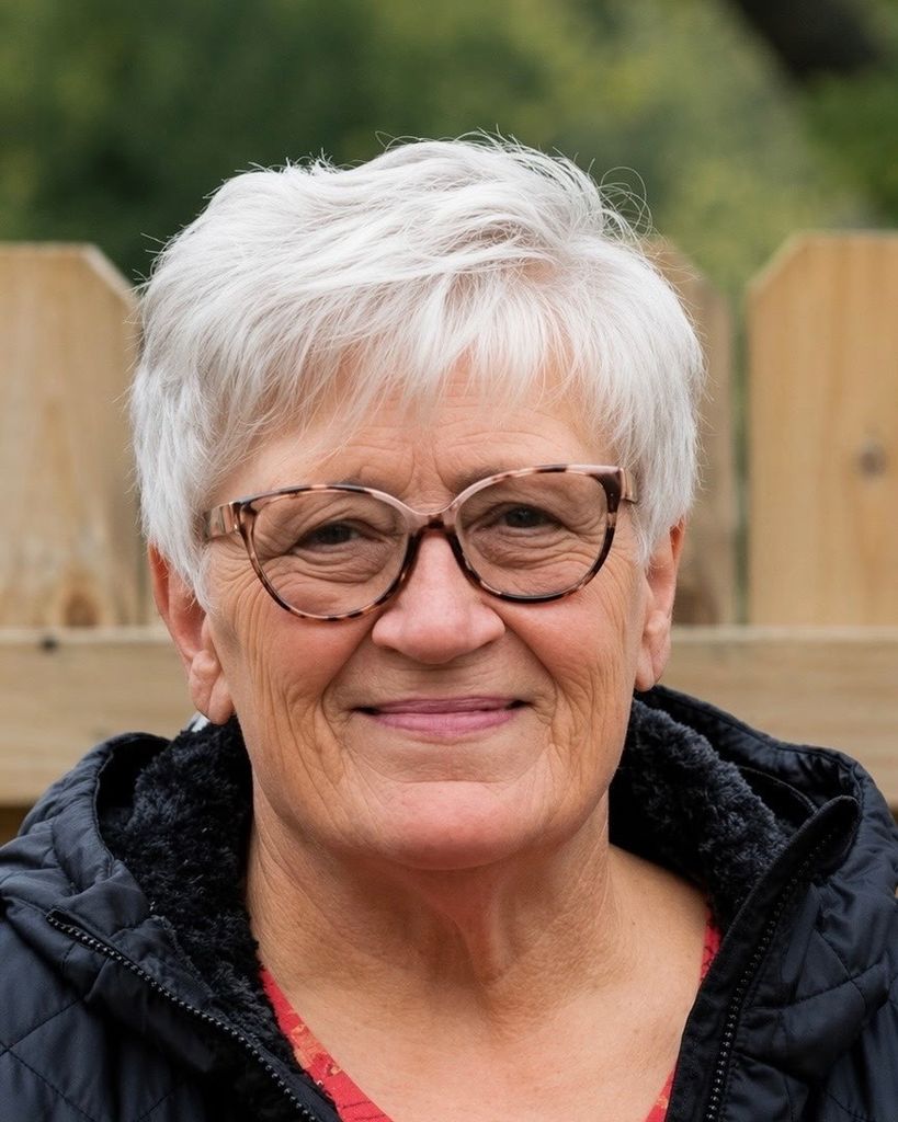 LouAnn Lecker Profile Photo