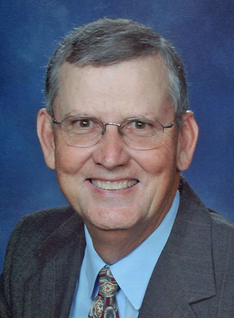 Dexter James Svetlik