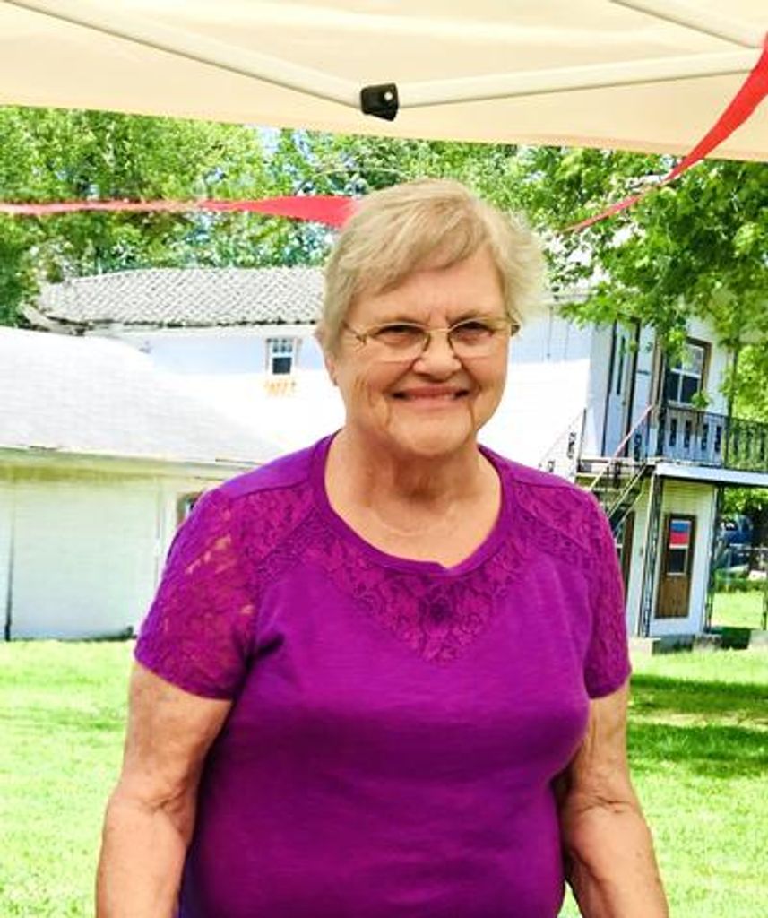 Mary Maxine Young Profile Photo