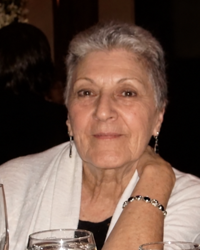 Loretta Simeone Profile Photo