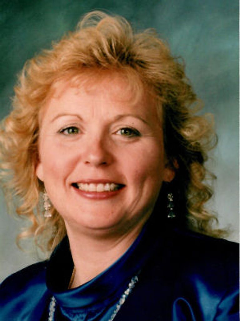 Karen Pouliot Profile Photo