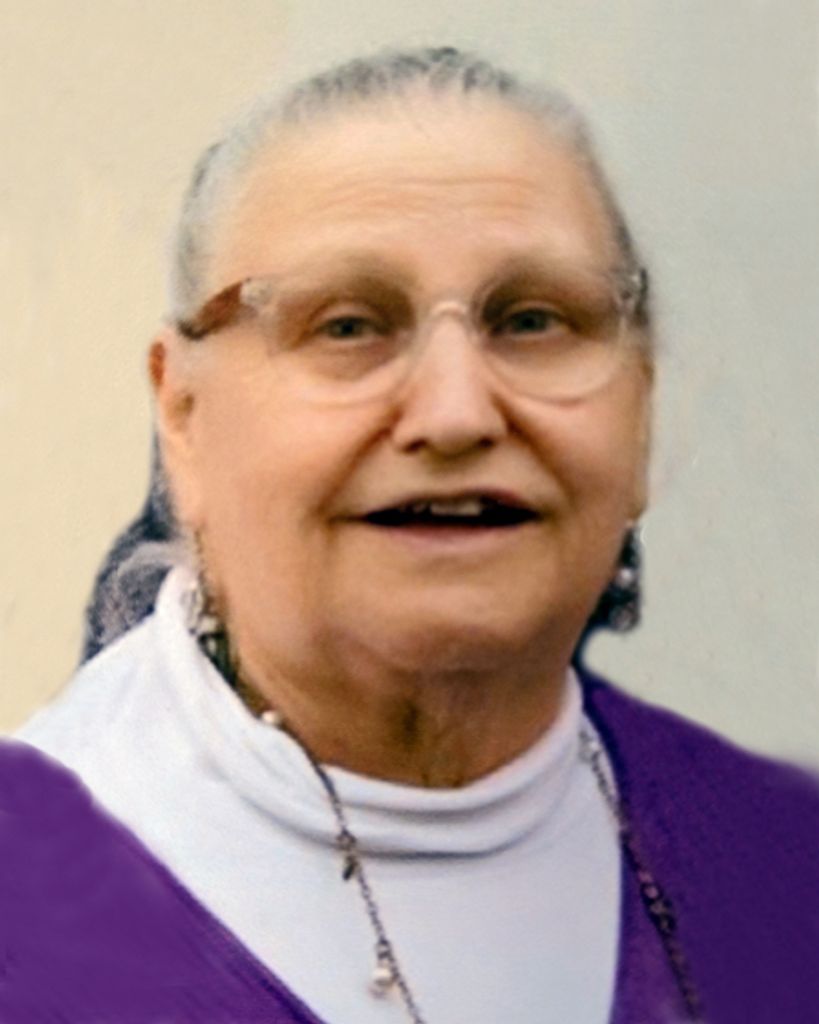 Gloria (Glines)  Olsen
