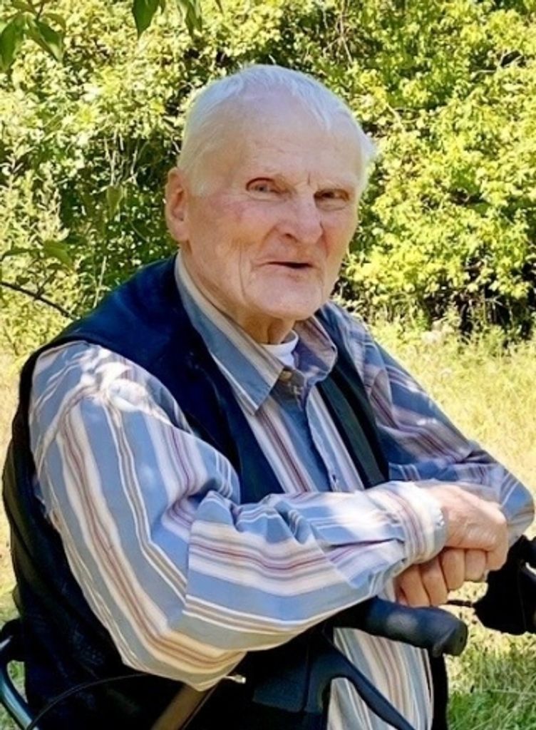 Arno Kurt Wagenhaus Profile Photo