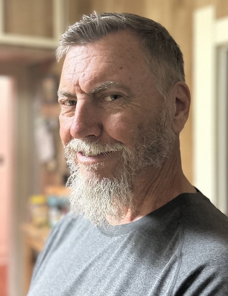 Robert Ellis Dewayne Profile Photo