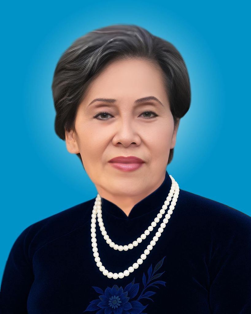 Thuy Ngoc Gates Profile Photo
