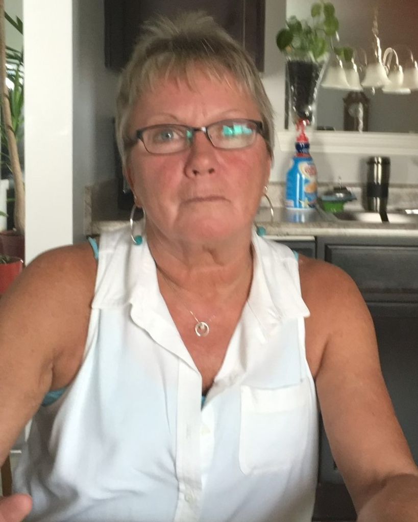 Sandra "Sandy" Quakenbush