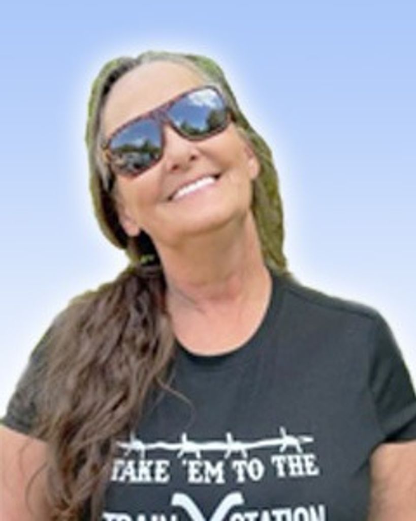 Lori Ellen Loker