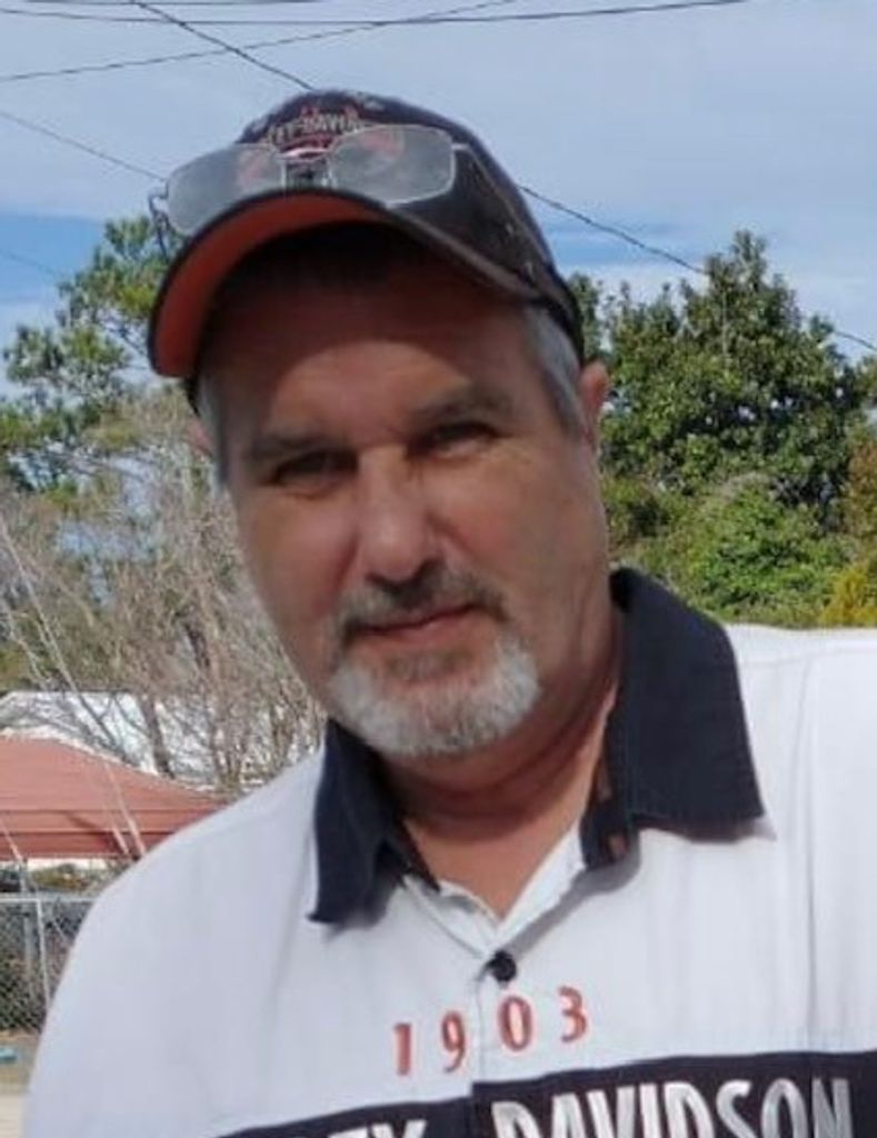 Charles Davis Profile Photo