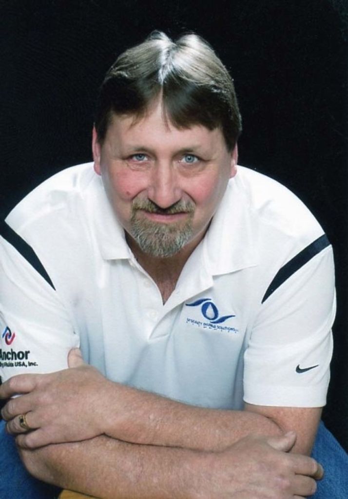 Robert T Moyer