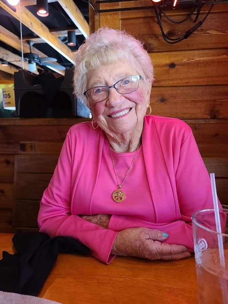 Elizabeth "Betty" Young Profile Photo