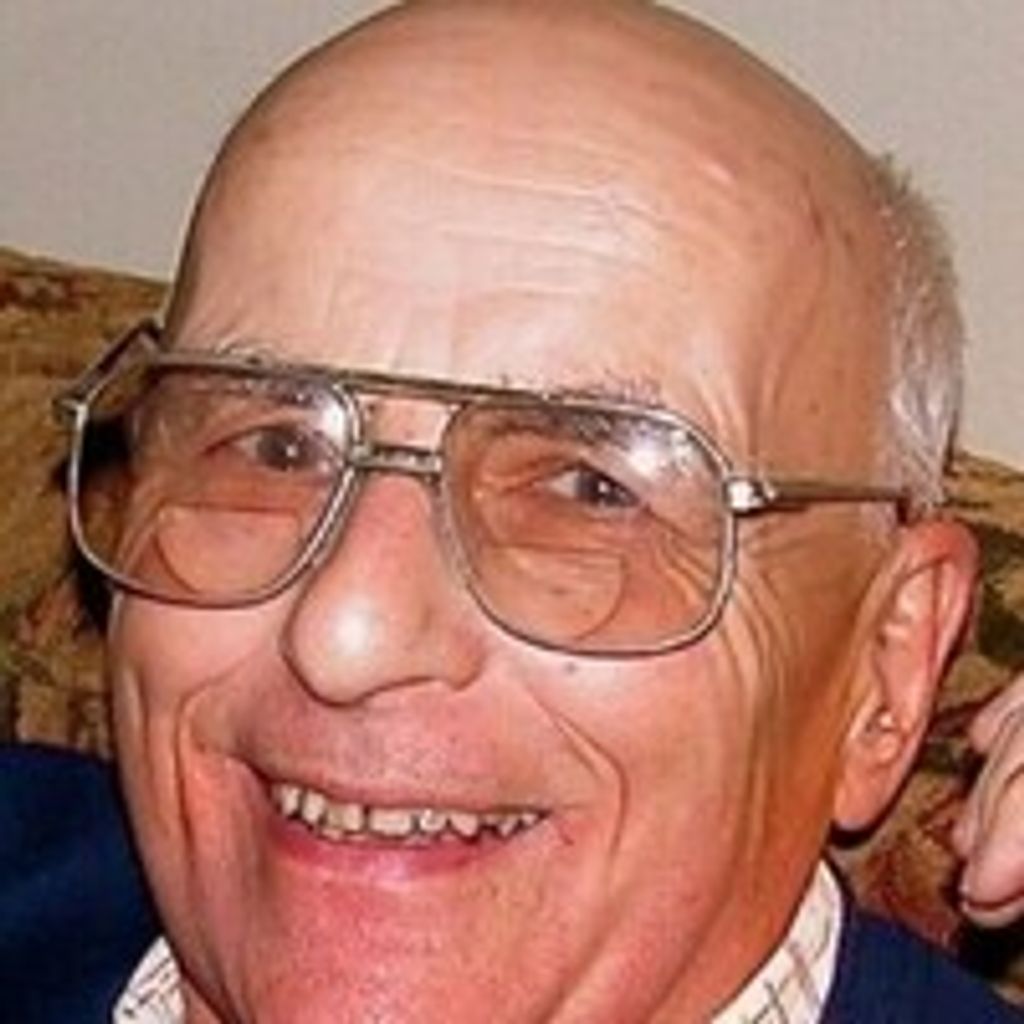 Robert E. Calderwood
