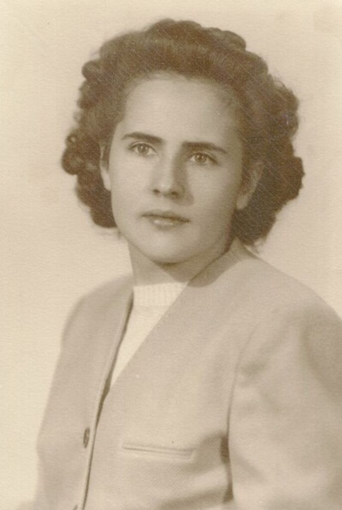 Rae Holliday Profile Photo