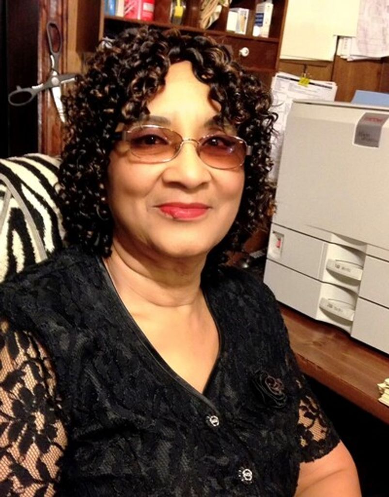 Mrs. Willie Mae Neal Moore Profile Photo