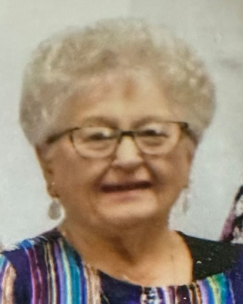 Maxine Dickey Gunderson