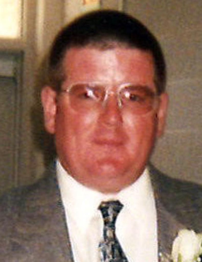 Brett Robert Moore Profile Photo