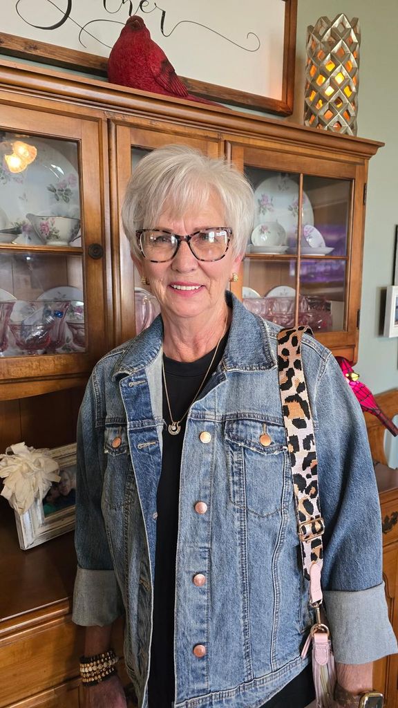 Brenda Sue Davis Profile Photo