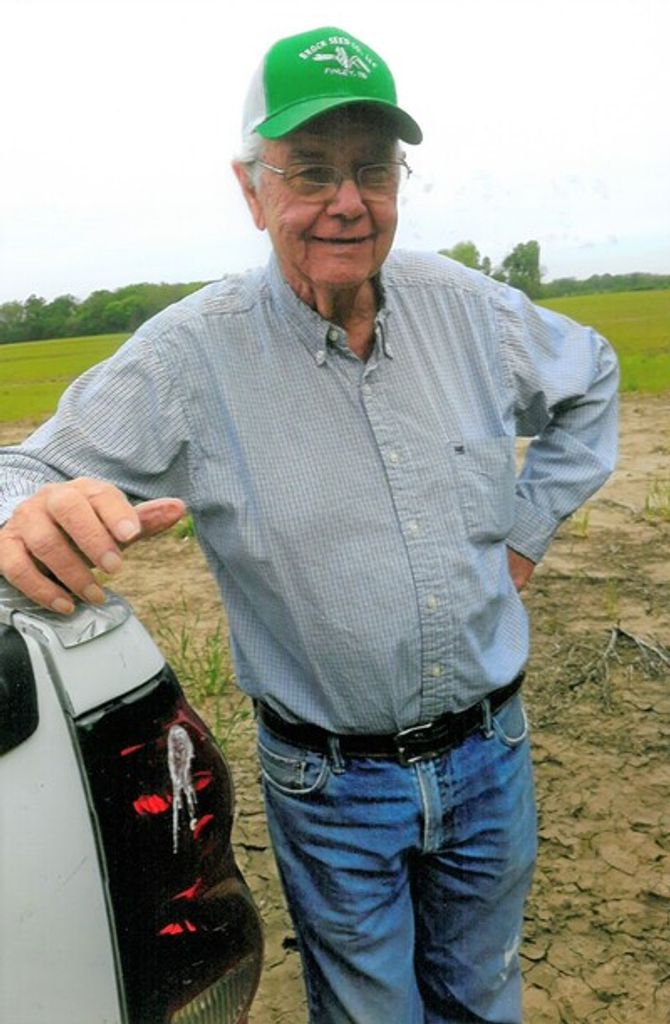 Don Ed Hastings Profile Photo