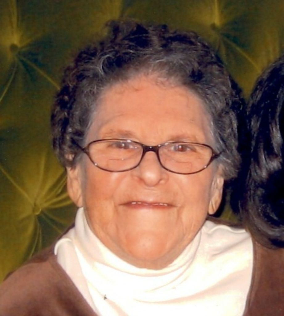 Lois E. Pallotolo