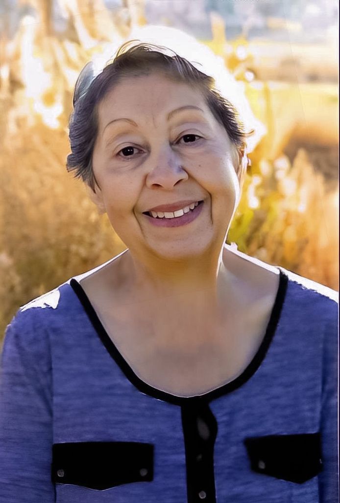 Minnie Salas