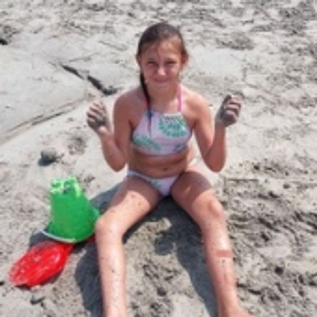 Alivia E. Ritter