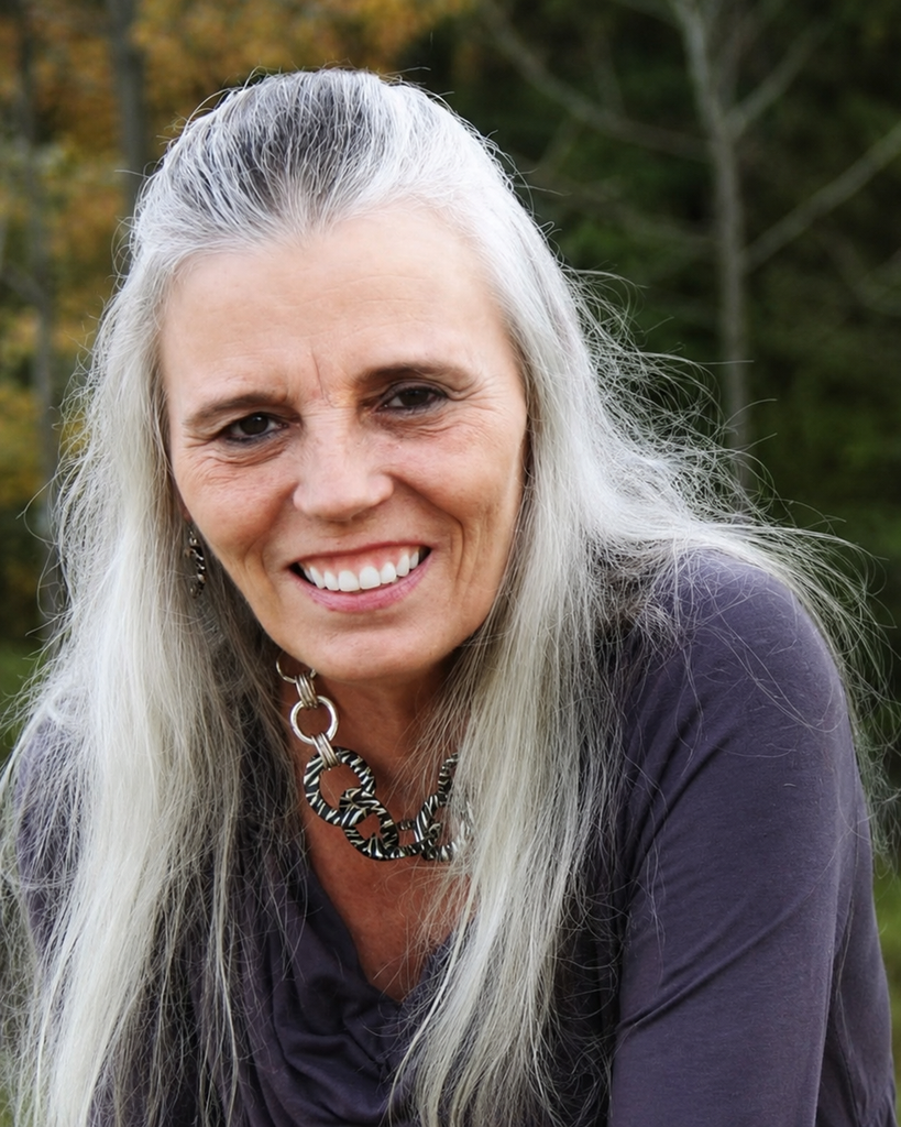 Lizzie Barnes Profile Photo
