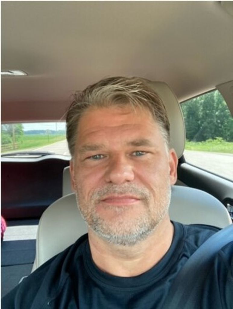 Lars Darell Brosdahl Profile Photo