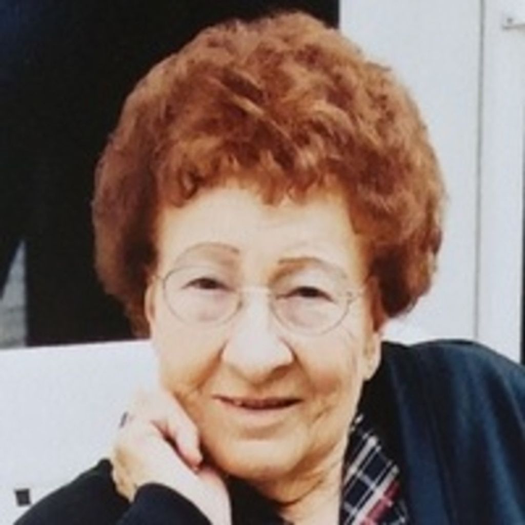 Cecilia Adams