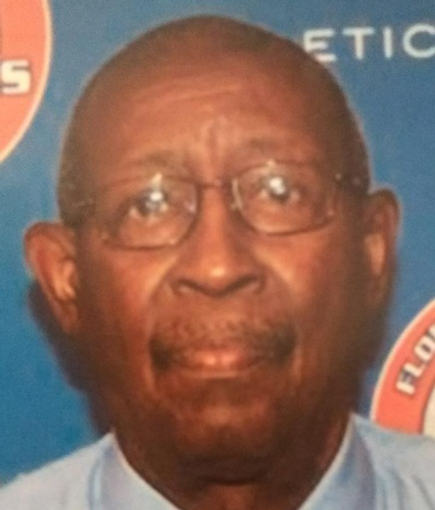Coach Roosevelt Richardson