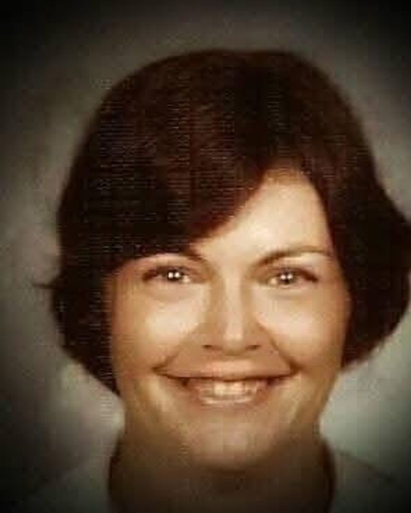 Sarah Darby Crago Profile Photo