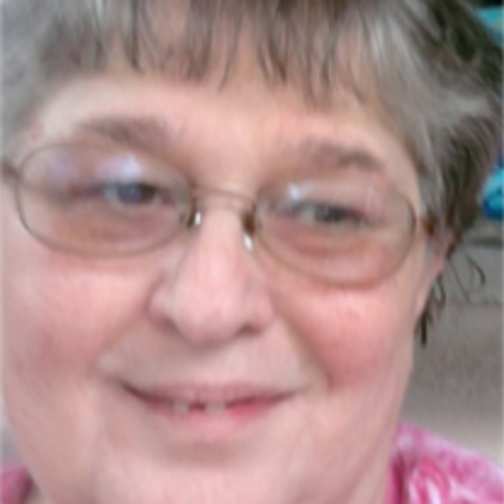 Gwyn Edna Wolfshoefer