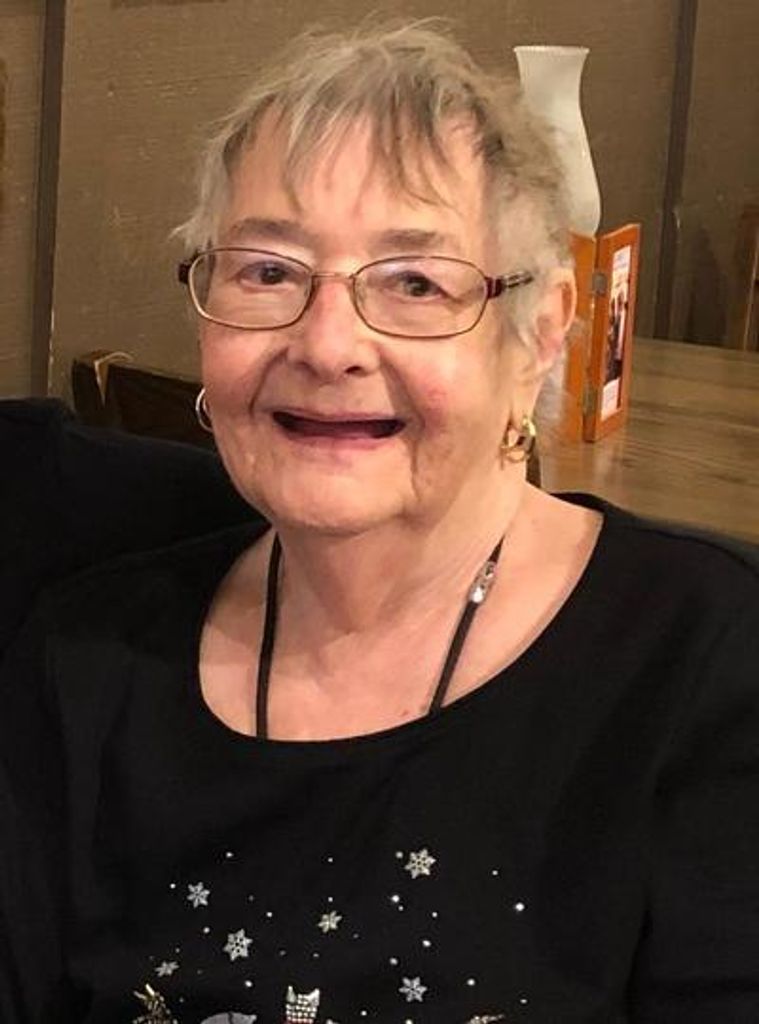 Victoria "Vicky" Kemp (Nee Franklin)