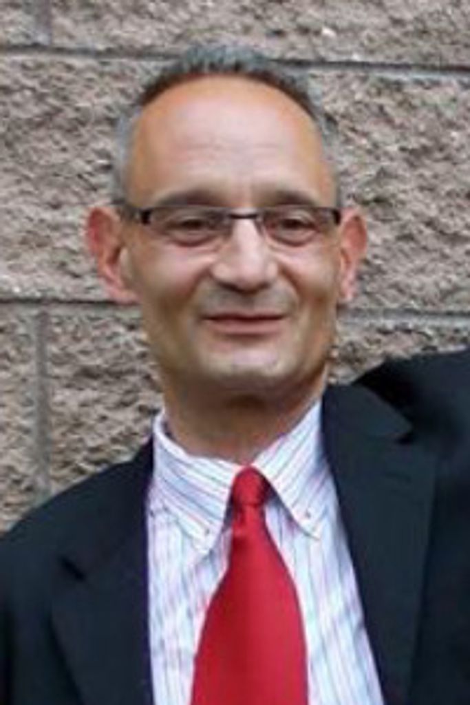 Robert M. Xifaras