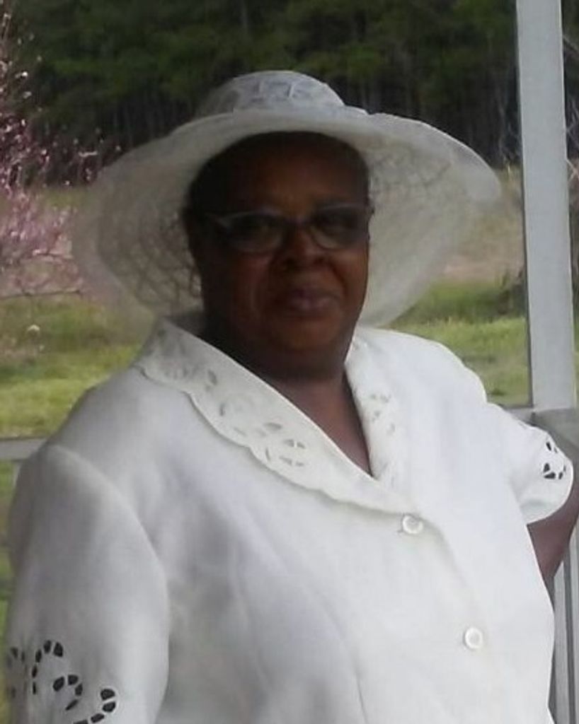 Carrie Ann Sims Profile Photo