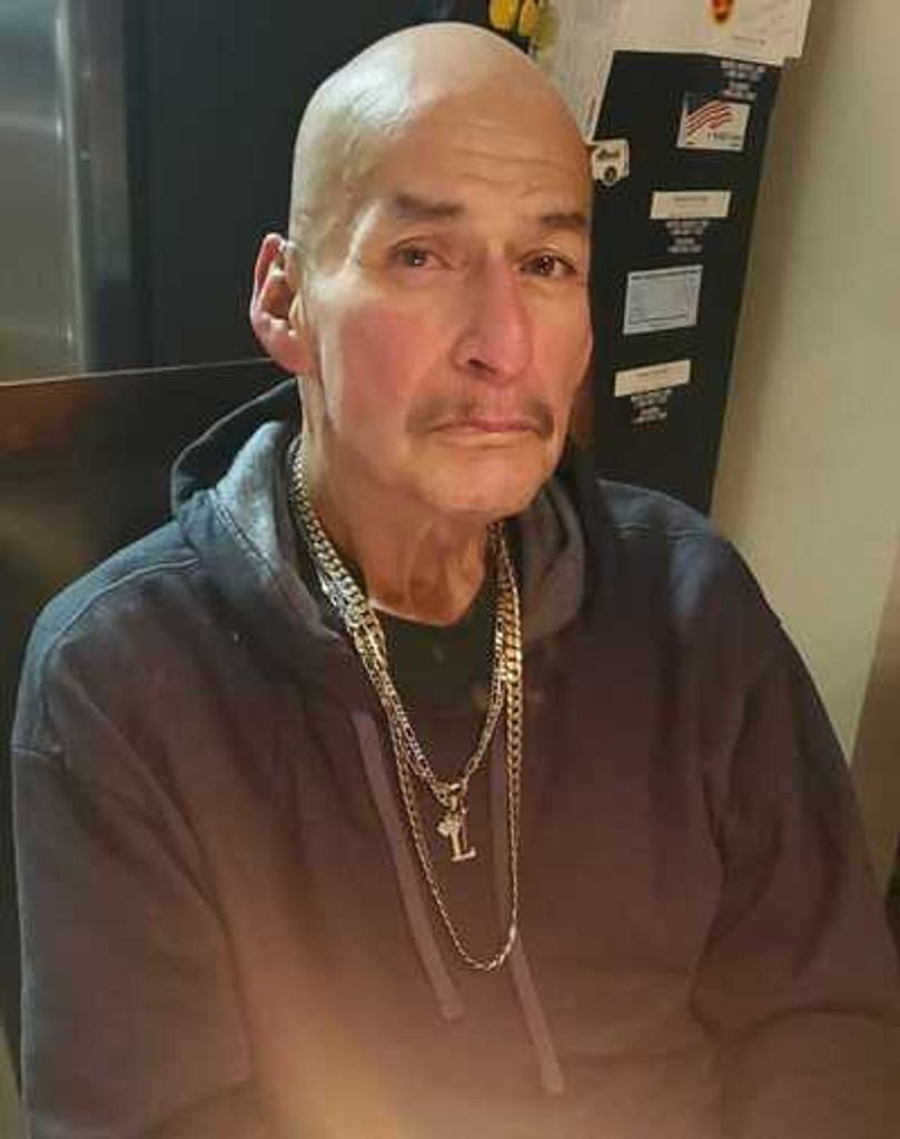 Louie Hernandez Profile Photo