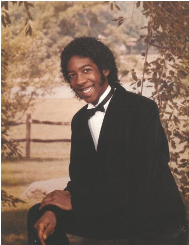 Morris Thomas