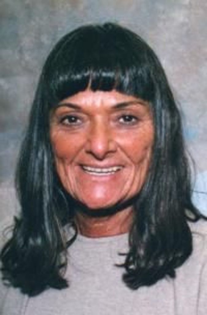 Andrea Louise Macinnes