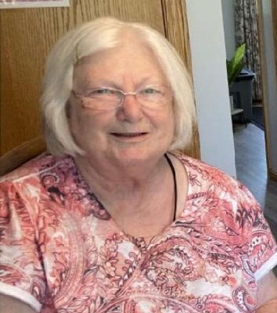 Joann K (Smith)  Roswell Profile Photo