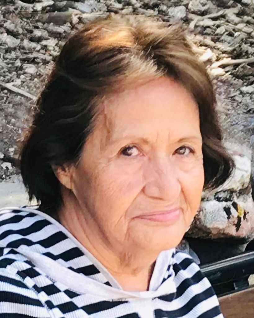Mary L Reategui