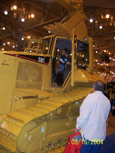 Gary L. Hall photo gallery thumbnail 7 of 354