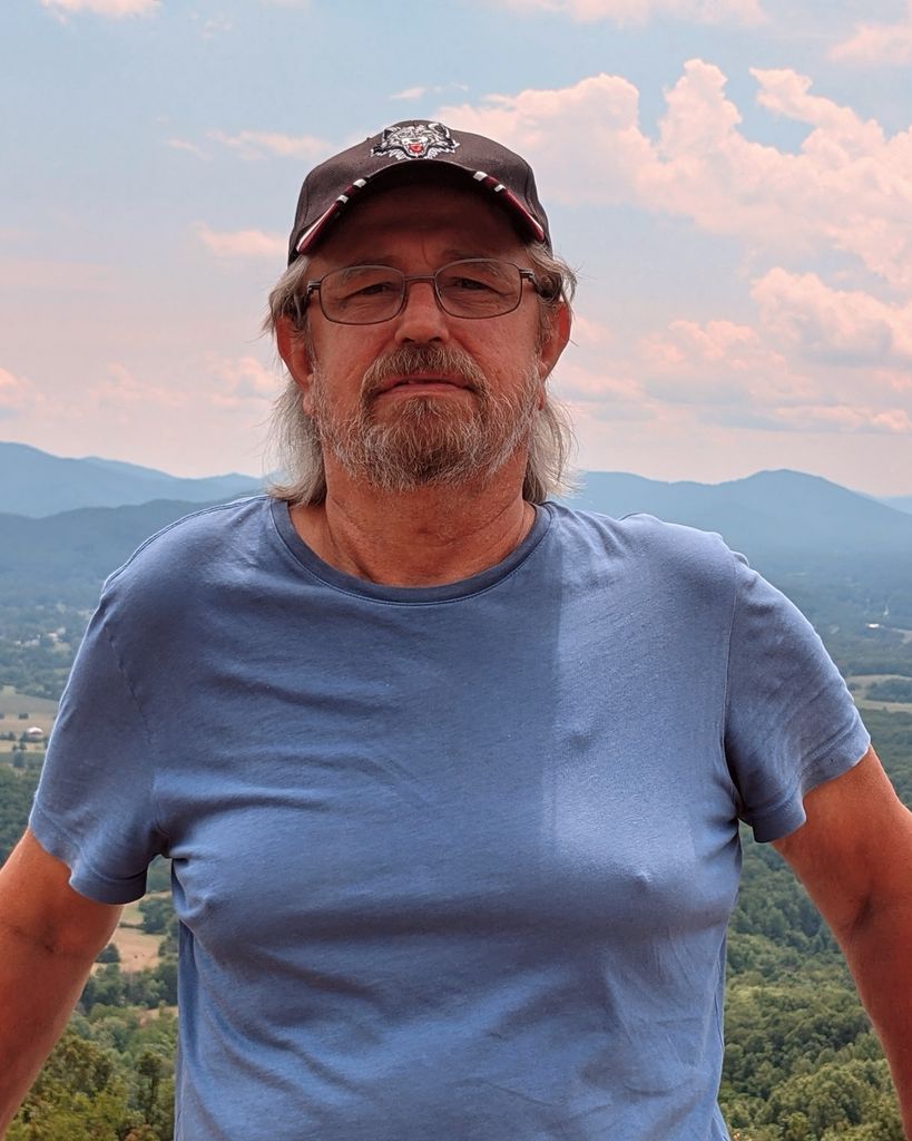 Richard M Kulis Profile Photo